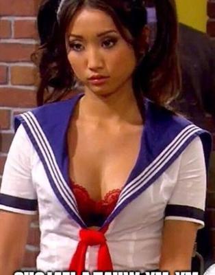 Légendes de poule mouillée de Brenda Song