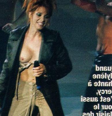 Mylene Farmer nue, chanteuse et actrice d'origine canadienne