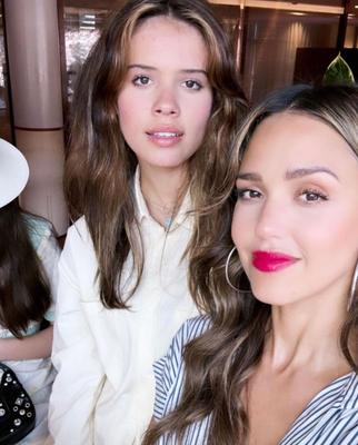 Jessica Alba and her oldest brat