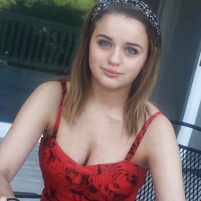 Joey King est chaud