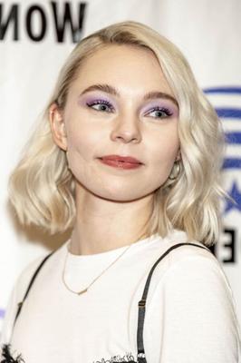 Taylor Hickson / Actrice canadienne