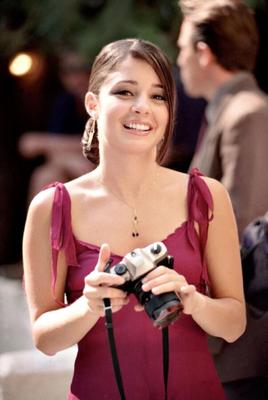 Shiri Appleby