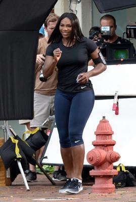 Serena Williams tiene que ser la mejor atleta más gorda.