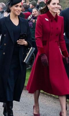 Kate ou Meghan - quem é fodido primeiro com a mangueira?