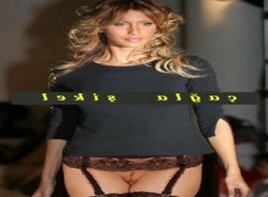 Turkish Celebrity Cagla Sikel Fake Porn Pictures