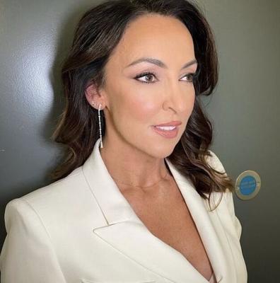 British Breakfast TV slut Sally Nugent