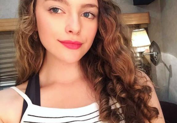 Danielle Rose Russell / Actriz estadounidense