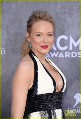 Jewel Kilcher