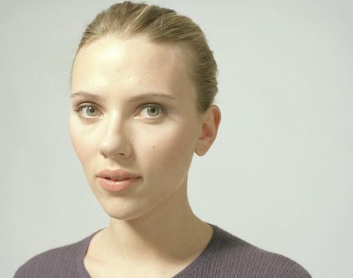 Hot young bitch Scarlett Johansson