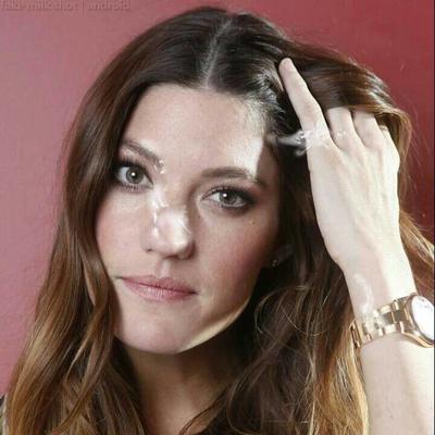 Jennifer Carpenter plâtrée