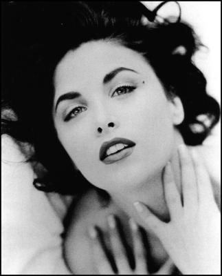 Sherilyn Fenn