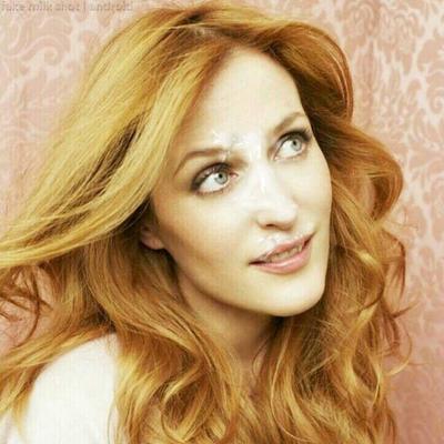 Gillian Anderson visage