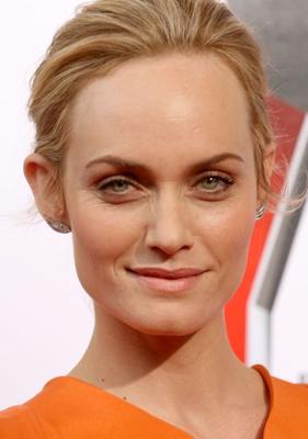 Amber Valletta