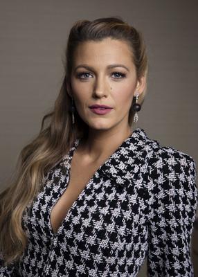 Blake Lively als meine unterwürfige, traditionelle Hausfrau