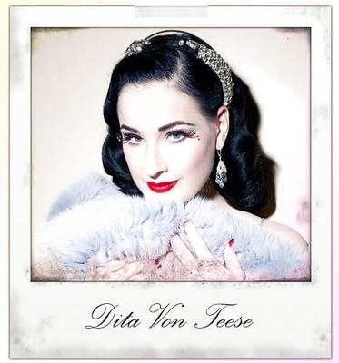 Dita von Teese (modelo fetichista)