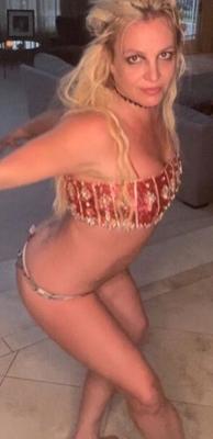 BRITNEY bombón