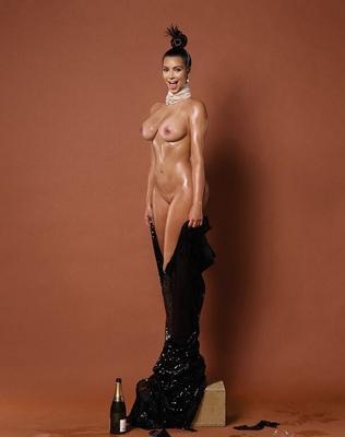 Kim Kardashian nackt