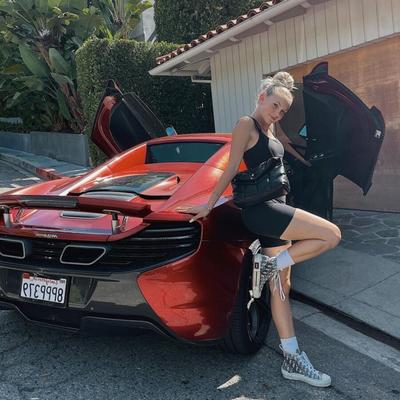 Jordyn Jones Voitures Chaudes