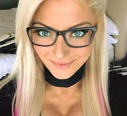 Alexa Bliss JOI-Untertitel