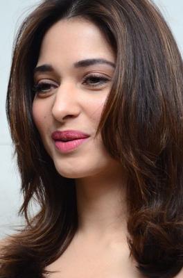 Tamannaah Bhatia- Gorgeous Indian Bollywood Celeb Beautiful Pics