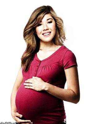 Celebrity pregnant fakes