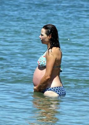 Minnie Driver pregnant