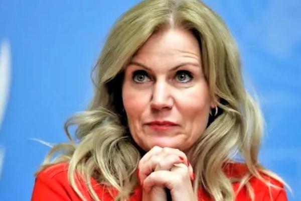 ¡Otra vez la jodida Helle Thorning-Schmidt!