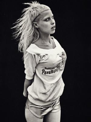 Yolandi Fokken Visser de Die Antwoord ♪ ♪