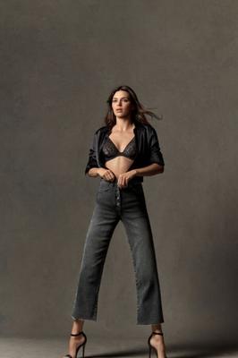 Kendall Jenner - próprio outono jeans