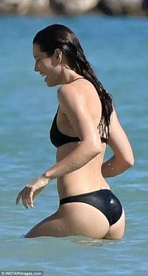 Jessica Biel - Bikini