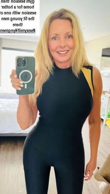 Carol Vorderman - MILF chaude