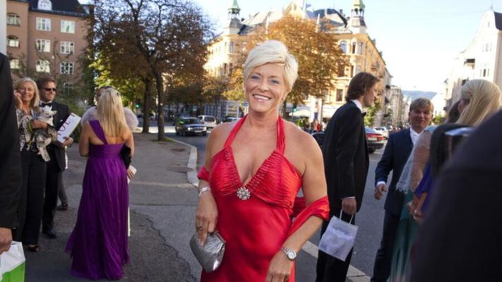 Siv Jensen, Forte et sexy