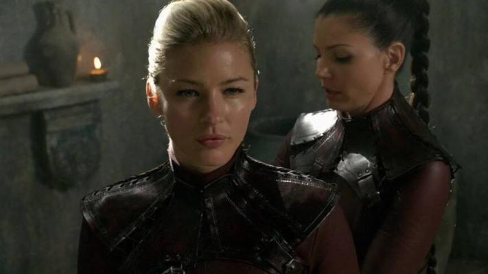 Tabrett Bethell actriz australiana caliente