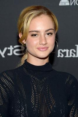 Grace Van Patten / Actrice américaine