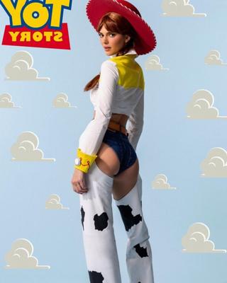 Kendall Jenner – Jessie Toy Story