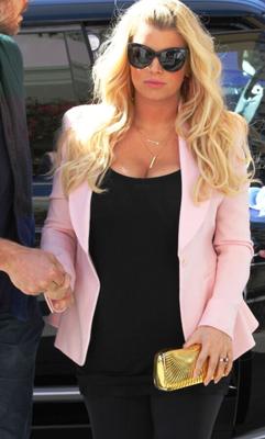 Jessica Simpson: Pregnant & Cummed