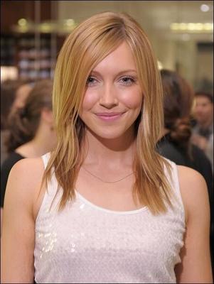 Katie Cassidy, le canari californien