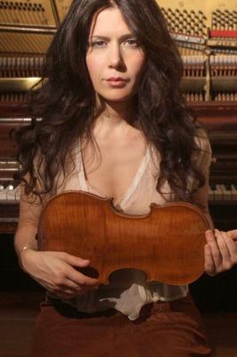 Lili Haydn / Canadian Violinist