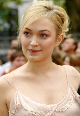 Sophia Myles Ideal woman vol.