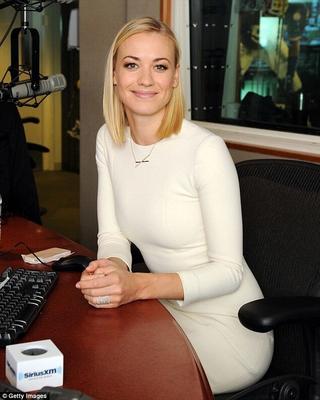 Yvonne Strahovski, actrice australienne sexy de Dexter