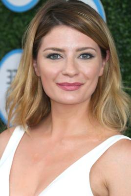 Mischa Barton / English Actress #