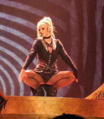 Britney Spears fotos sexys de su show en Las Vegas