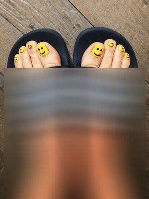 Katy Perry TOES ONLY Heavy Censorship