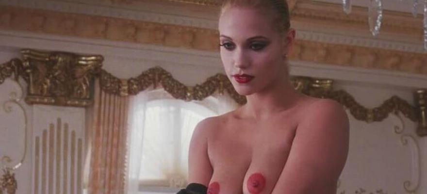 Elizabeth Berkley