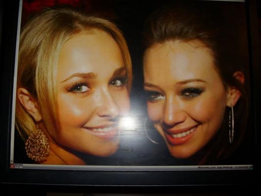 Hayden Panettiere e Hilary Duff