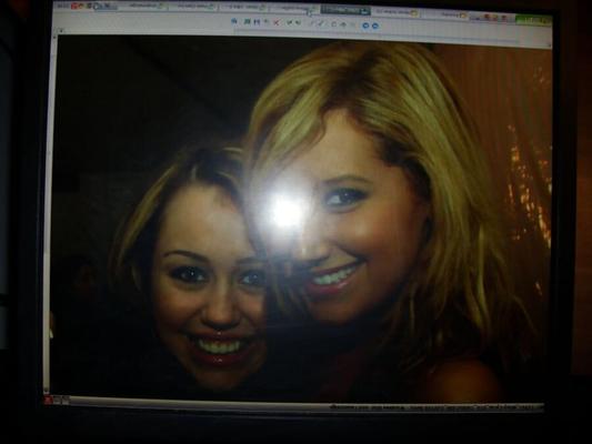 Miley Cyrus and Ashley Tisdale