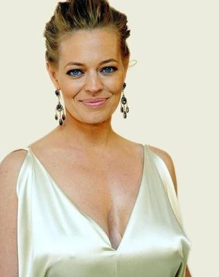 Jeri Ryan