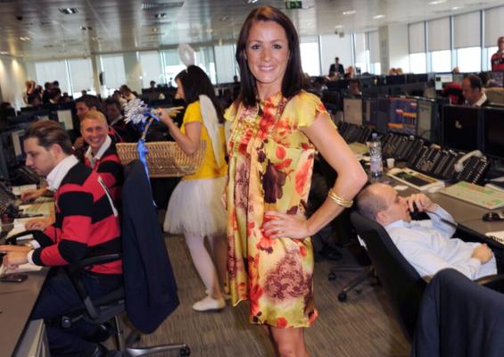 Natalie Pinkham / English Presenter