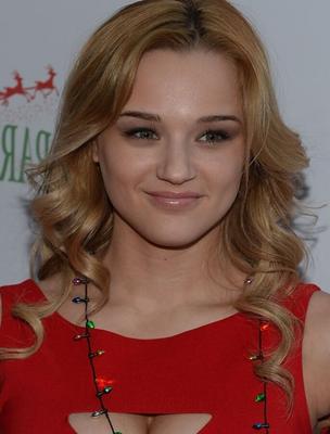 Seins - Hunter King