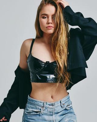 Lexee Smith.